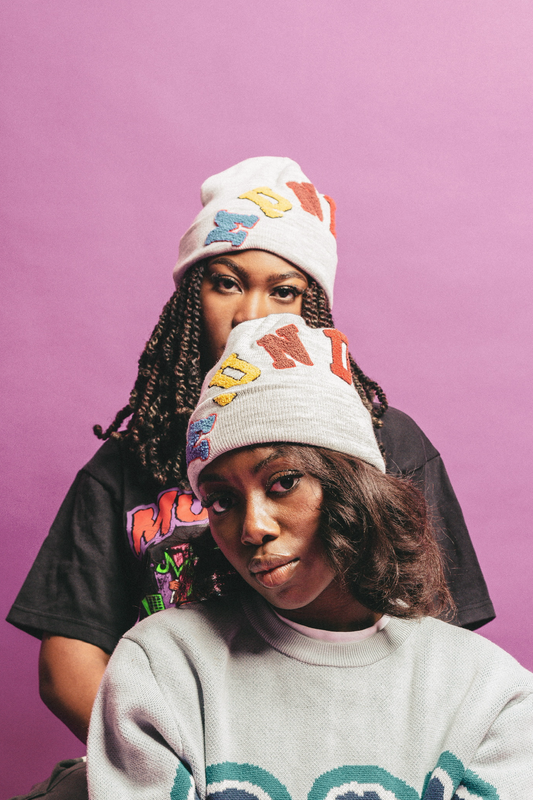 "MUNDAYS" Beanie